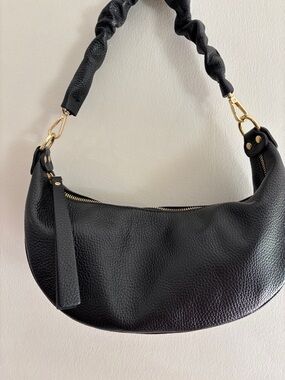 Black Pebbled Leather Crescent Shoulder Bag scrunch strap gold Hardware